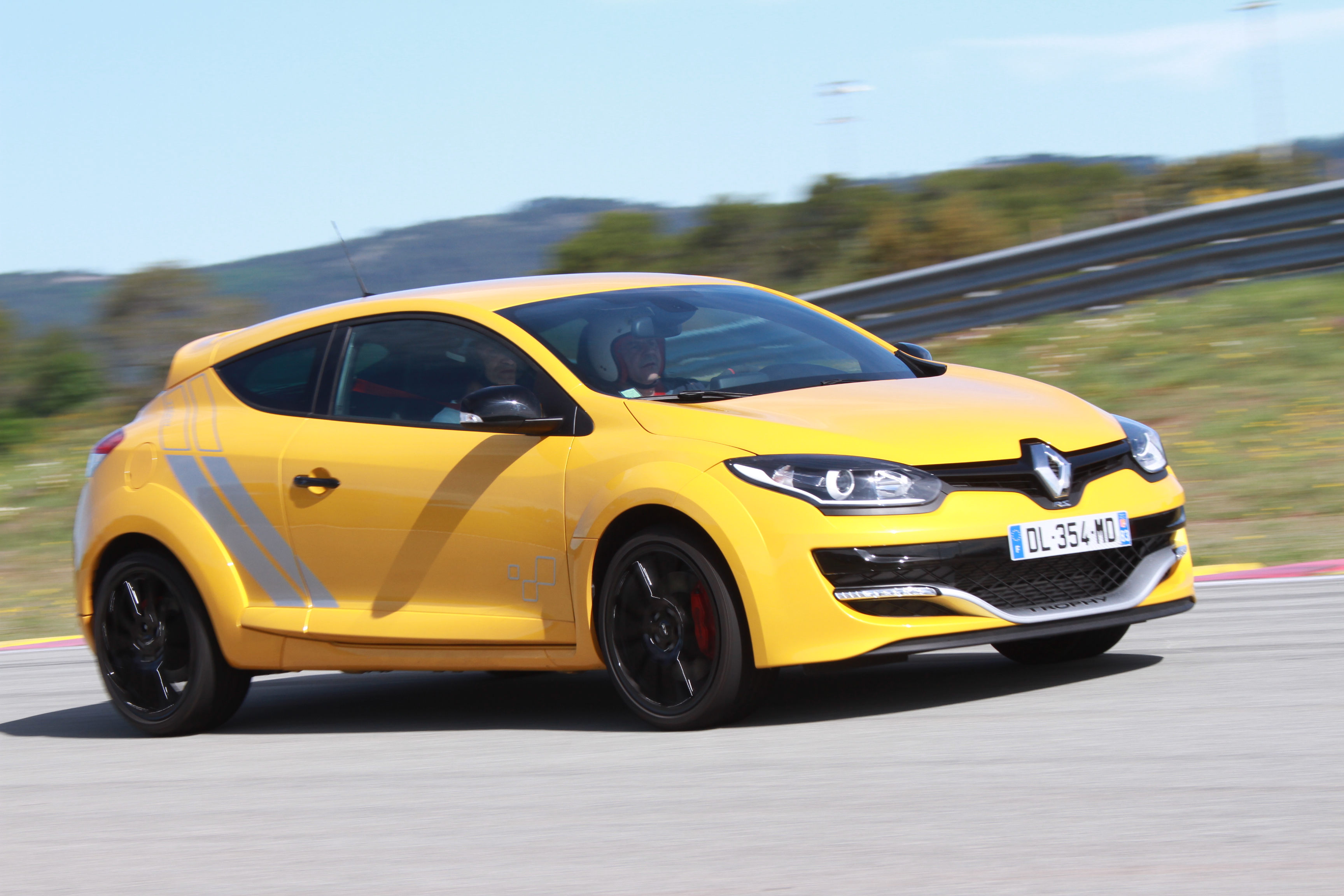 Renault Mégane 3 RS Trophy - PerfectRacing